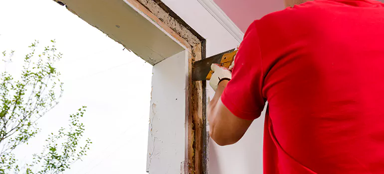 Residential Accordion Door Repair in Tallahassee, FL