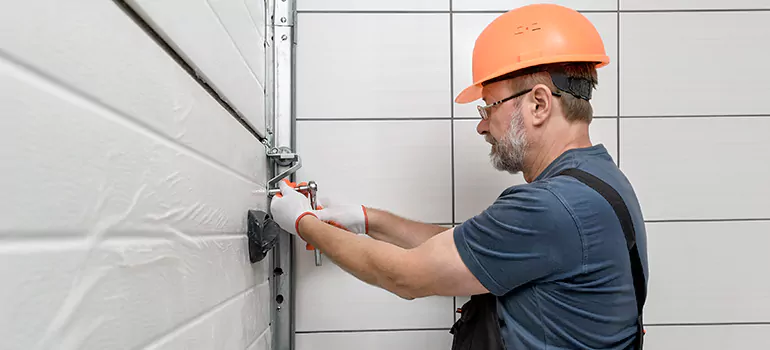 Garage Door Repair in Tallahassee